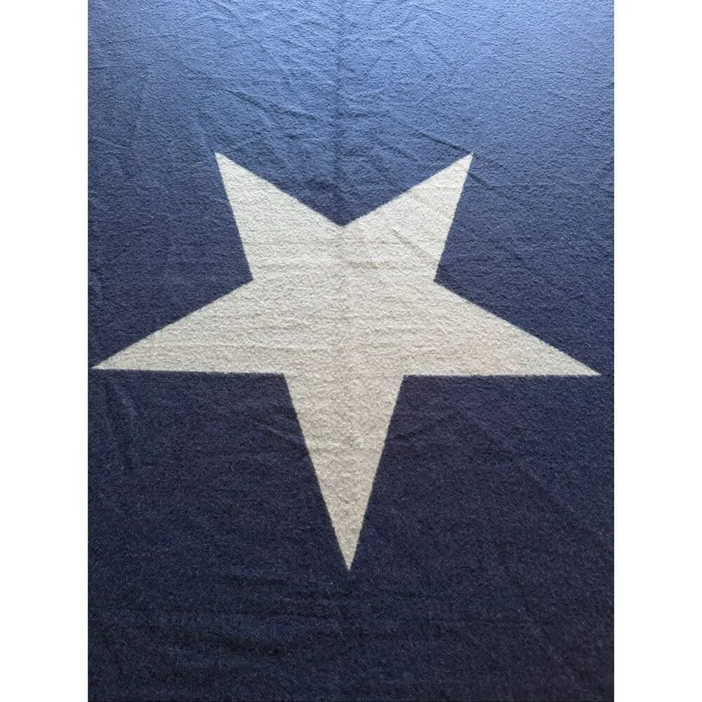 Pottery Barn Kids Navy Gray Star Print Blanket